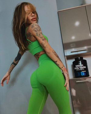 Бежов клин с оформящ ефект