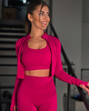 Късо спортно яке 𝗠𝗔𝗚𝗡𝗘𝗧𝗜𝗖