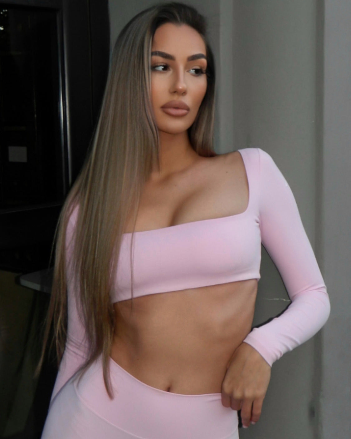 Розова блузка 𝐋𝐈𝐌𝐈𝐓𝐋𝐄𝐒𝐒