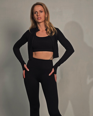 Късо спортно яке 𝗠𝗔𝗚𝗡𝗘𝗧𝗜𝗖