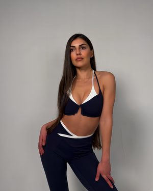 Спортен екип 𝐂𝐎𝐍𝐓𝐎𝐔𝐑