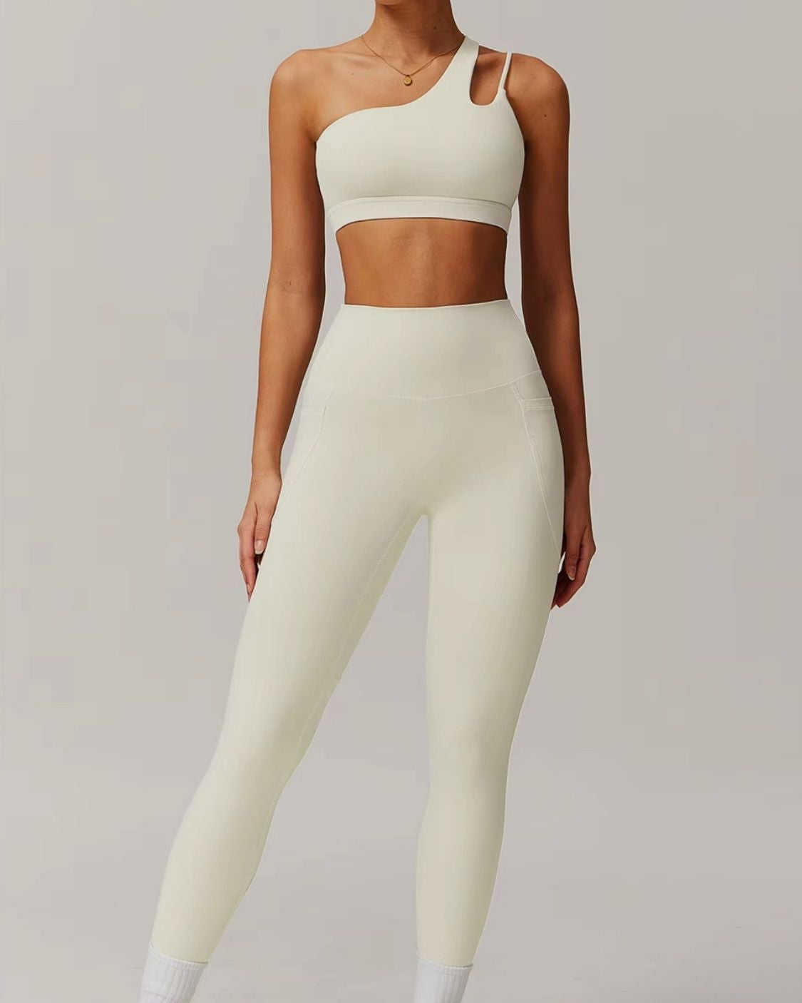 Бюстие 𝗡𝗢𝗩𝗔