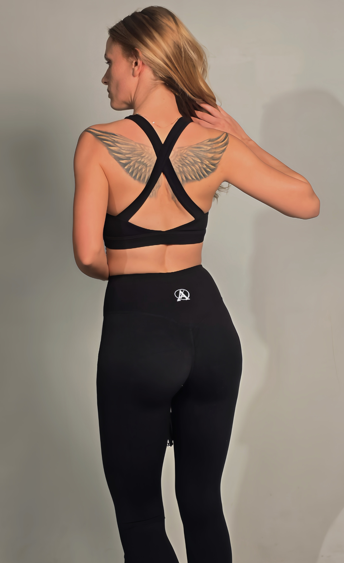 Спортен екип от 3 части 𝗠𝗔𝗚𝗡𝗘𝗧𝗜𝗖