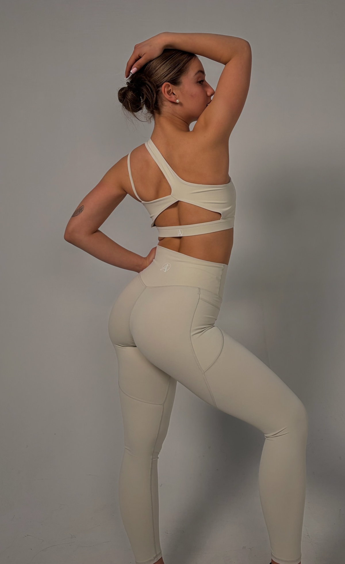 Спортен екип 𝗡𝗢𝗩𝗔